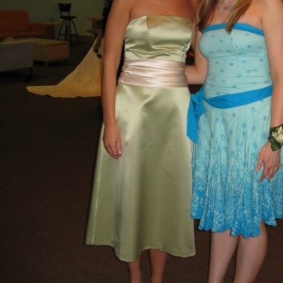 Formal strapless dress - Picture 8 of 8